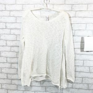 Indigenous pullover sweater size M